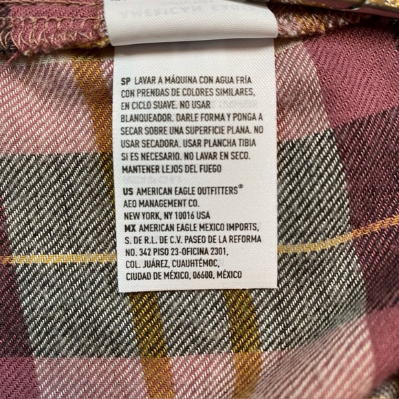 American Eagle Boyfriend Fit Flannel Shirt Women’s XS Mauve Black Plaid NWOT - Picture 11 of 13
